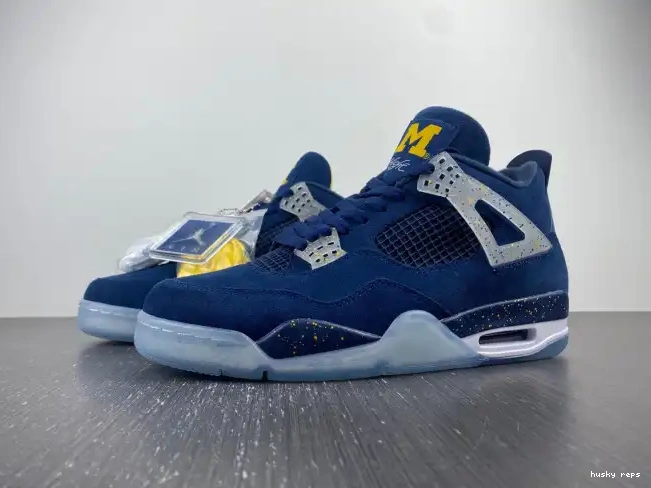 Husky (PE) Jordan Michigan 4 Retro Air AJ4-1036660 0620